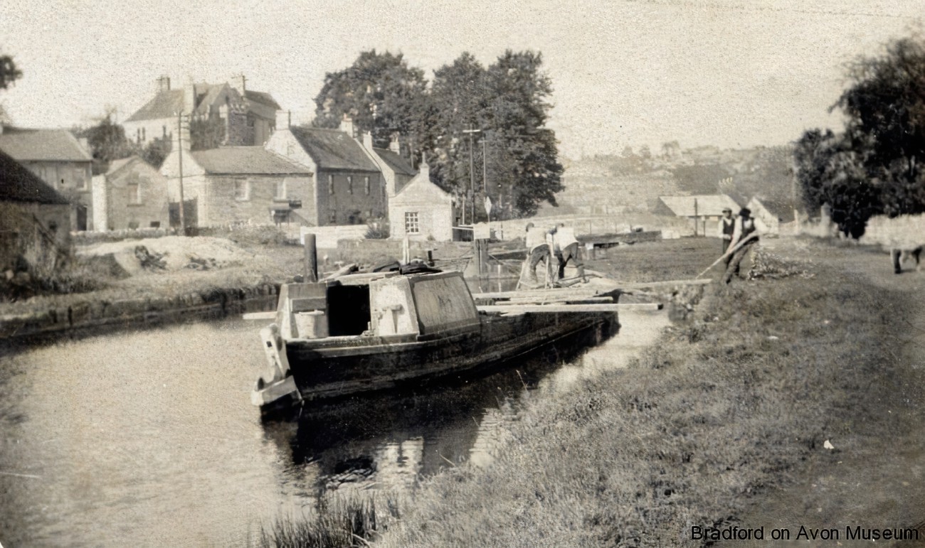 Figure 2: The Kennet and Avon Canal at Bradford on Avon